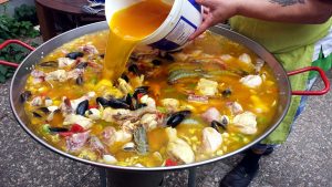 Biergarten Il Mondo Paella
