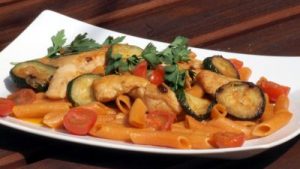 Maccheroni mit Hühnchen