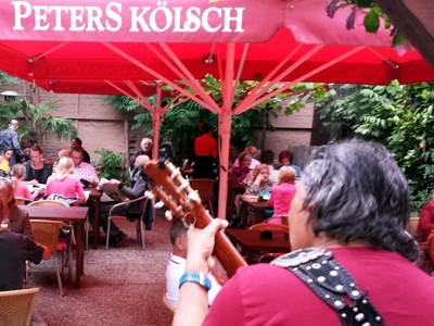 Biergarten Il Mondo 300x400